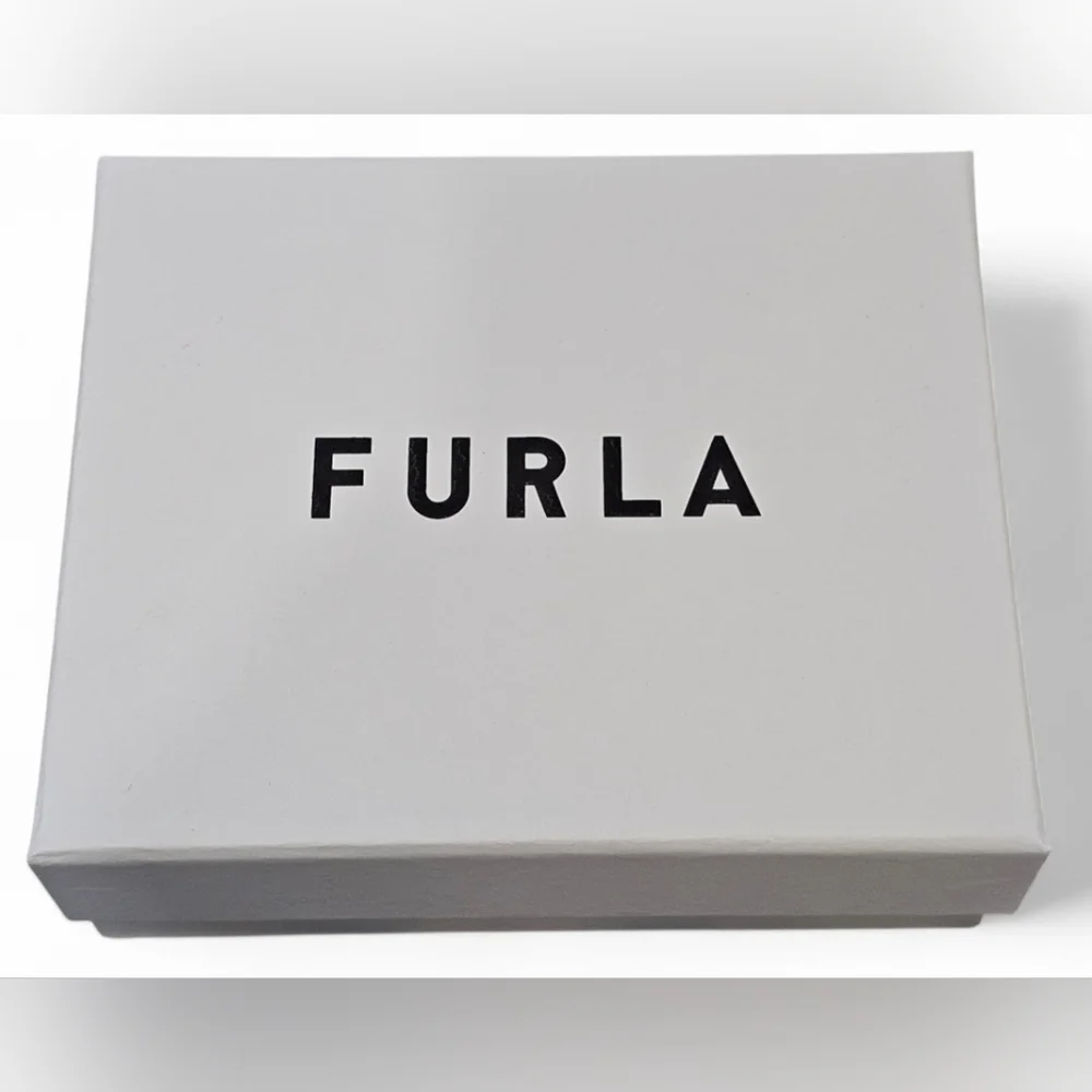 Furla Classic Credit Card Case Textured Leather In Black, New
